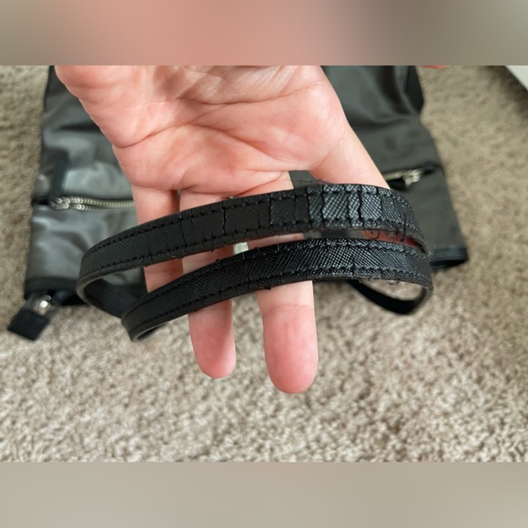 Michael Kors Shoulder Bag - Picture 7 of 13